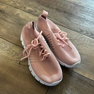 Pink tennis shoes